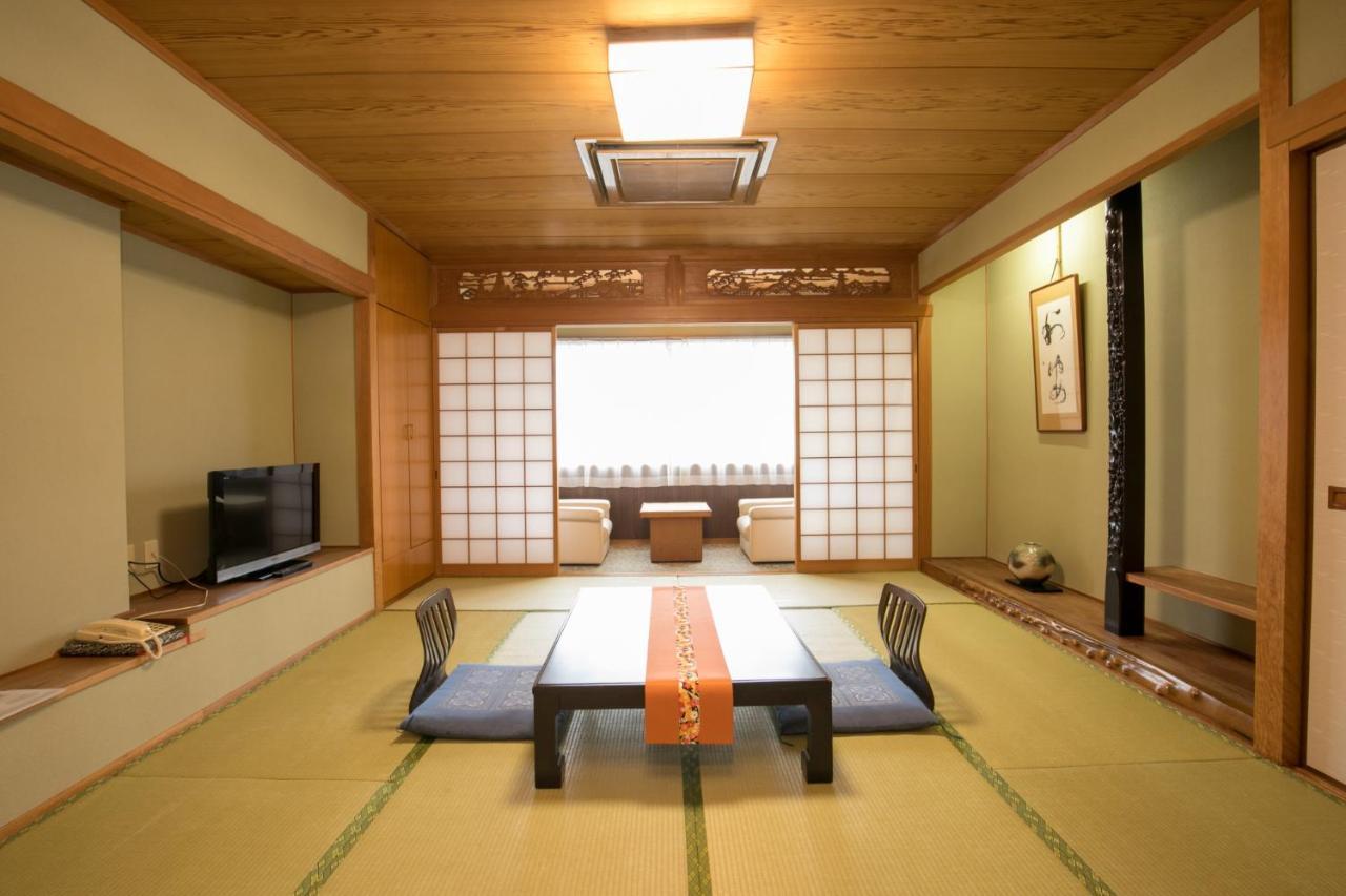 Hotel Takasago Kōchi Zimmer foto